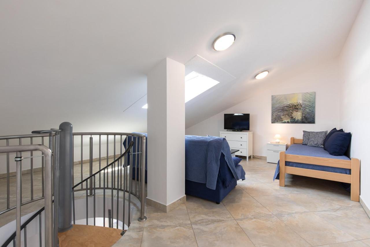 Apartmani Alma Punat Exterior foto