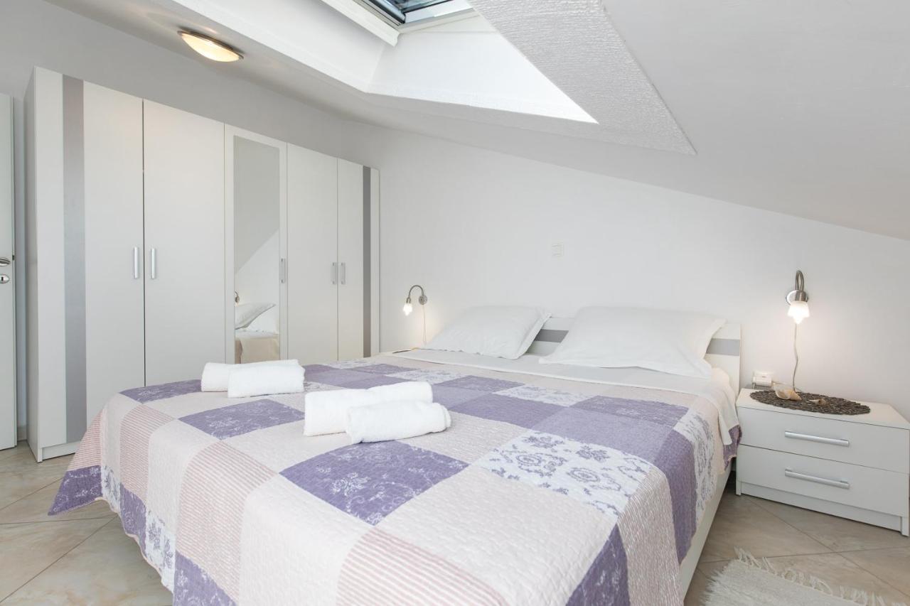 Apartmani Alma Punat Exterior foto