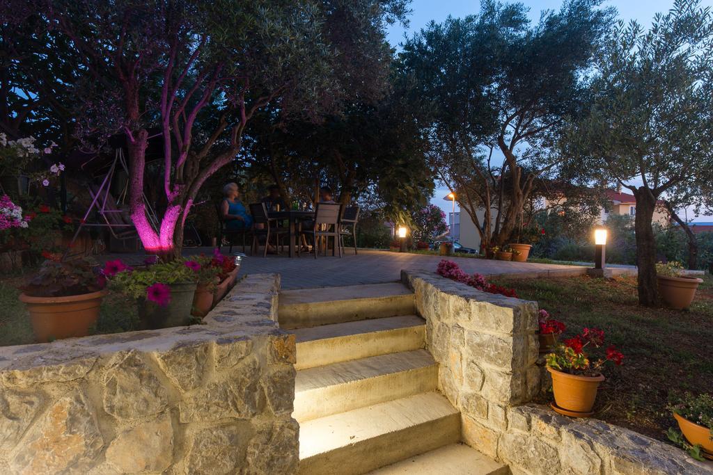 Apartmani Alma Punat Exterior foto